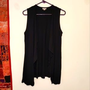 Set of two sleeveless open front cardigans